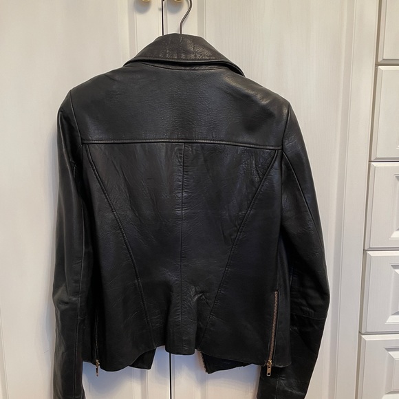 Beautiful Danier Leather Jacket - Picture 2 of 4
